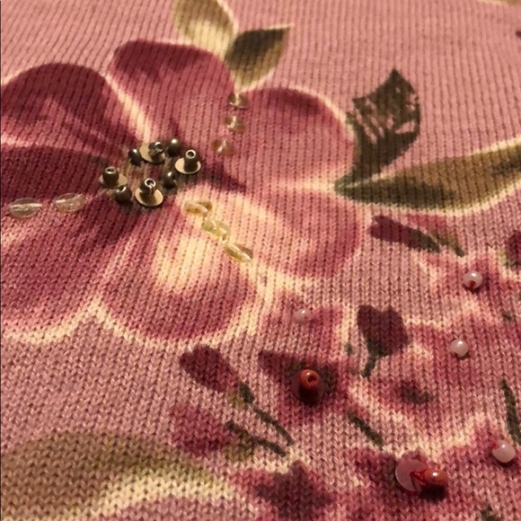 Light sweater top. Comfy, with little pearl beads. - Picture 3 of 3